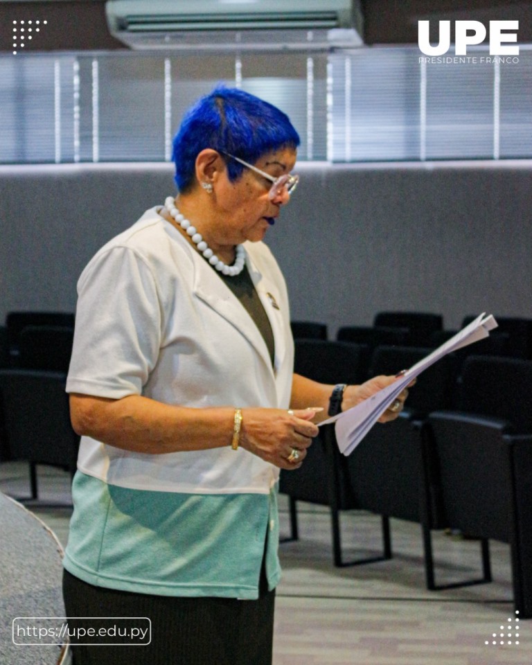 Alumnos de Derecho Culminan Examen de Oratoria